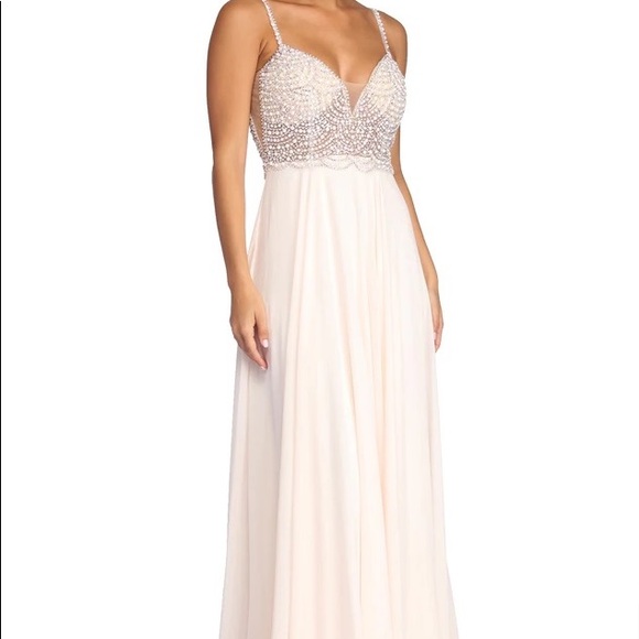 Windsor Formal Pearl Chiffon Dress - Picture 5 of 10